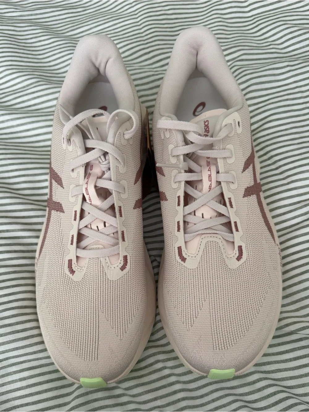 Men's ASICS Novablast 6